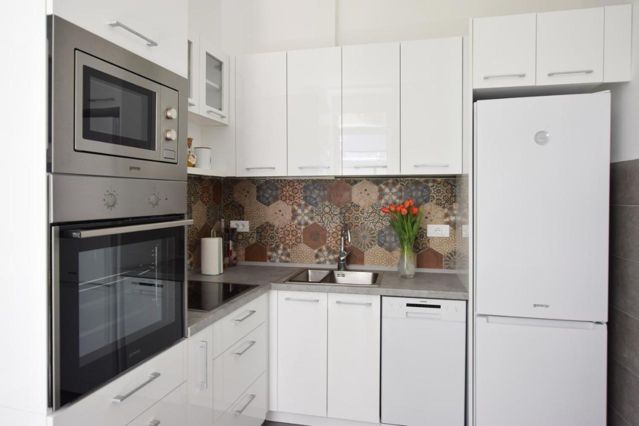Crown Apartment - Your Most Comfortable Stay بلغراد المظهر الخارجي الصورة